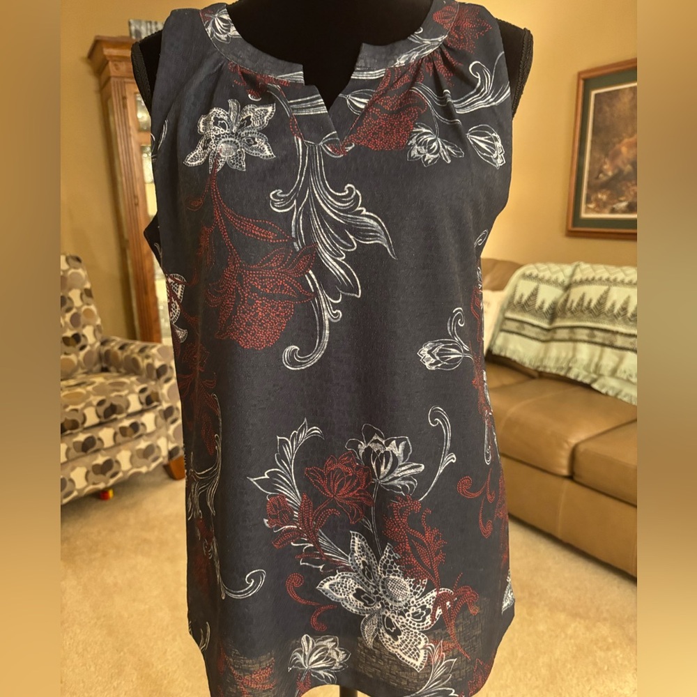 Christopher & Banks Floral Lined Sleeveless Top M - Picture 2 of 8